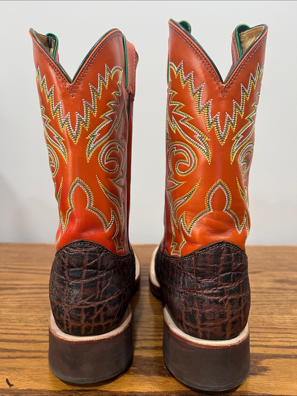 Justin boots 3504 western. Size 11 1/2 D. NOTE in details. - Picture 4 of 9